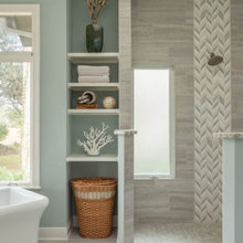 Main bath inset shelves