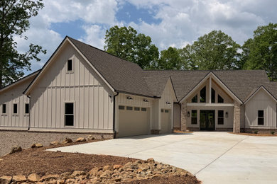 Garage - modern garage idea in Atlanta