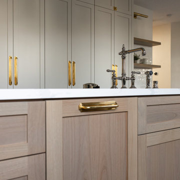Timeless Chic: Elegant Neutral Kitchen