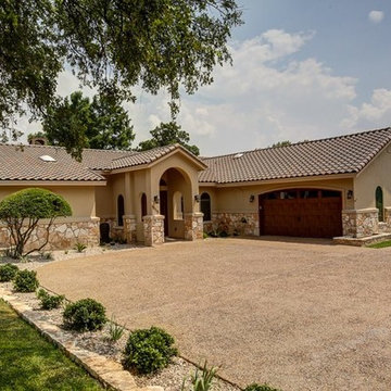 Tuscan Home in Onion Creek, Austin