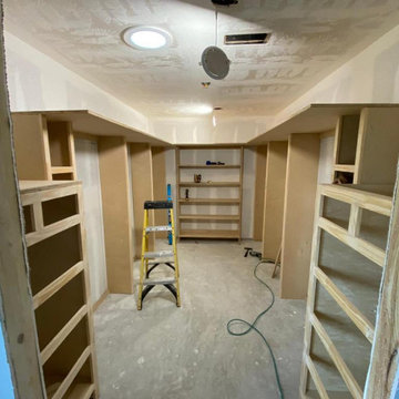 House addition: new walk-in closet for lovely wife