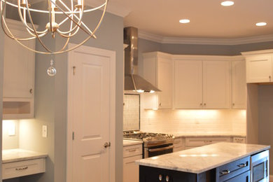 Inspiration for a transitional kitchen remodel in Raleigh