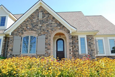 Exterior home idea in New York