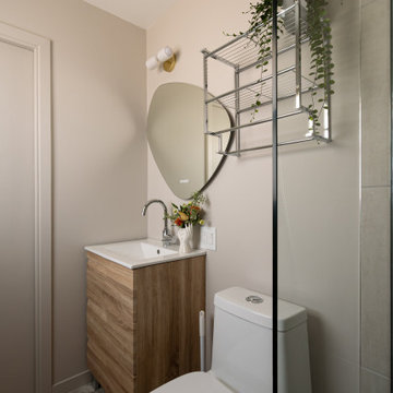 Modern Bathroom Remodel — Floating Vanity, LED Mirror & Frameless Glass Shower