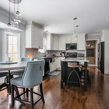 Black and White Kitchen