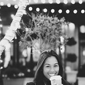 Sarah Lee's photo