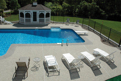 Elegant pool photo in Boston