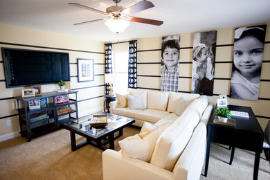 Elegant family room photo in Houston