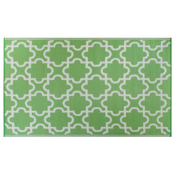 DII 4x6' Modern Style Plastic Lattice Outdoor Rug in Bright Green