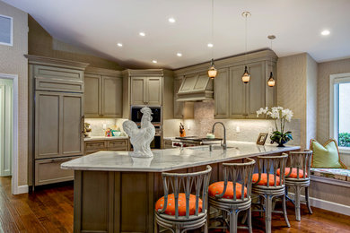 Inspiration for a tropical kitchen remodel in Miami