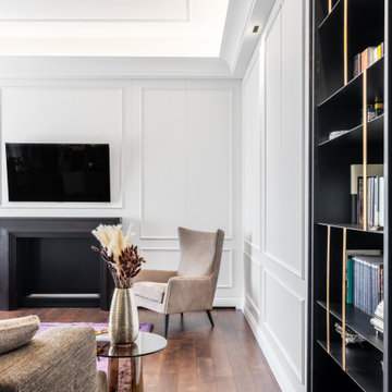 H. Contemporary Elegant Apartment