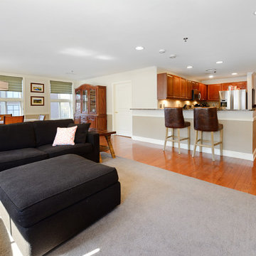 825 Adams