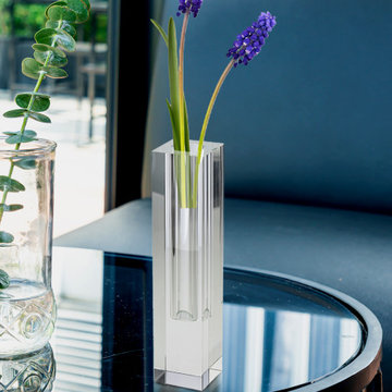 Serene Spaces Living Medium Modern Crystal Square Bud Vase, Decorative Single Fl
