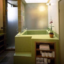 Step for Deep Soaking Tub