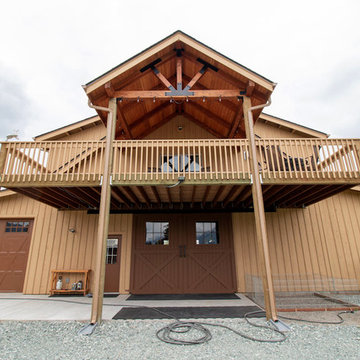 Barn Home in the Cascade Foothills
