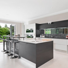Modern (black/gray/white)