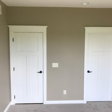 Shaker door trim