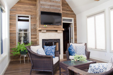 Inspiration for a contemporary sunroom remodel in St Louis