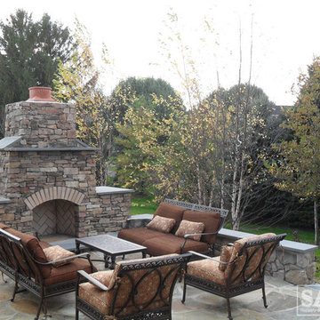 Outdoor Kitchens and Fireplaces