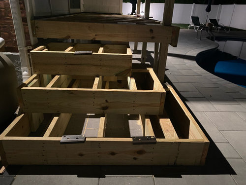 Asymmetrical Steps | Houzz Forum