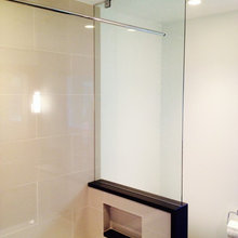 Bathroom idea tub end wall