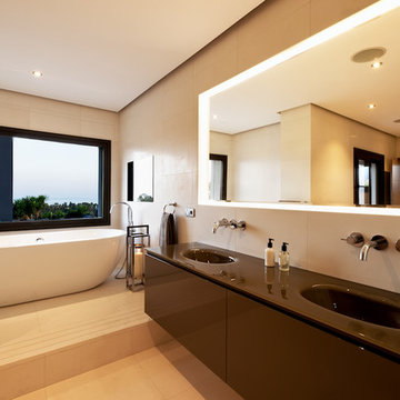 Modern Mediterranean Villa