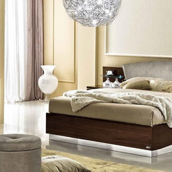 Onda Platform Bedroom  in Walnut Lacquer Finish - Products