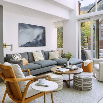 Summit Townhome: Living Room