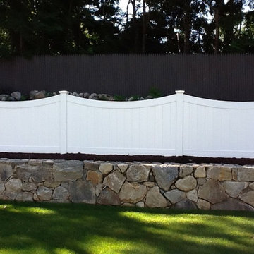 Scalloped Tongue & Groove Fence on Stonewall