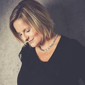 Korinna Di's photo