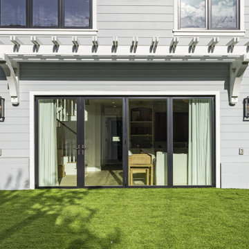 Bi-fold Door System Expands Sausalito Home