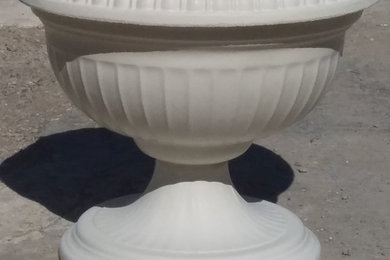 Precasted concrete marble vase. Вазон из восстановленного мрамора