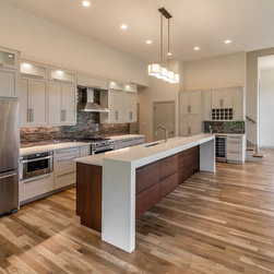 9 Sugarland Ridge - Products