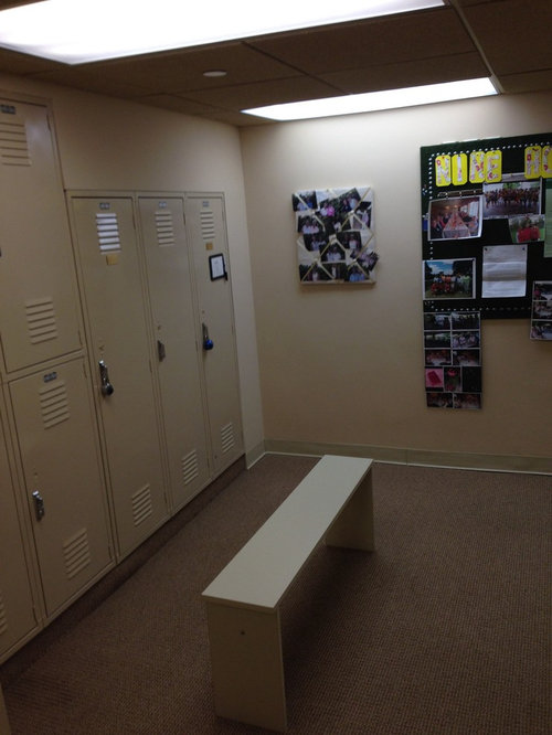 Help !!!!! . Need help on ladies golf locker room.redo