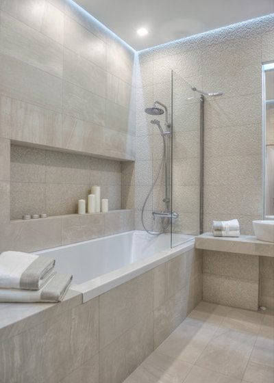 Современный Ванная комната by MAKEdesign