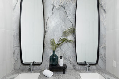 フェニックスにあるモダンスタイルのおしゃれな浴室の写真