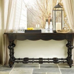 HUNTWELL COMMONS - Console Tables