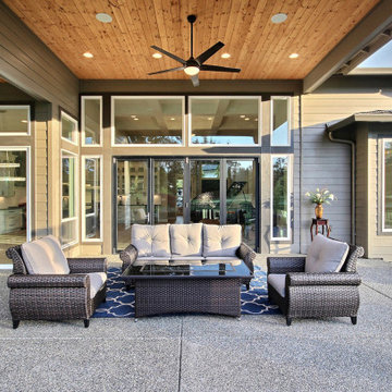 PK17 - Indoor-Outdoor Living Area