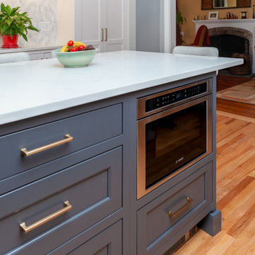 Kitchen Island w/ Built-In Beverage Fridge & Quartz Countertop – Hamilton MA