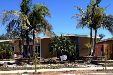 Photo of a modern landscaping in Los Angeles.
