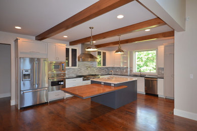 Example of a kitchen design in Other
