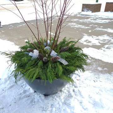Seasonal Planters - Holidays Ideas from 2021