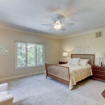 137 Lake Forest Shores