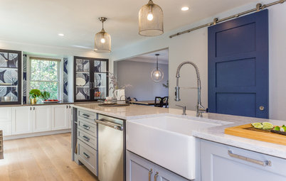 Kitchen of the Week: Big Leaves and Shades of Blue