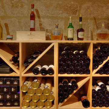 Cellier / Cave à vins | Bois eucalyptus massif | Villa privée IDF