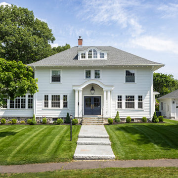 Stoneham, MA Colonial Revival Exterior Siding & Entryway Remodel