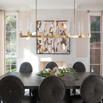 Glam University Park Abode