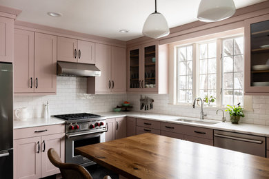 Inspiration for a country kitchen remodel in Boston