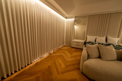 Example of a minimalist bedroom design in Miami