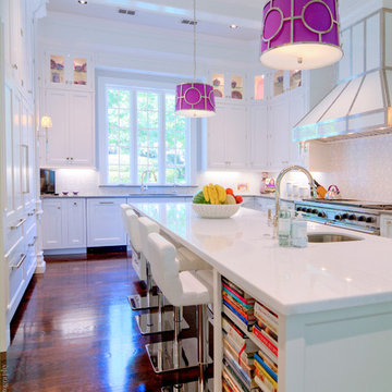 Kitchen: N Dallas